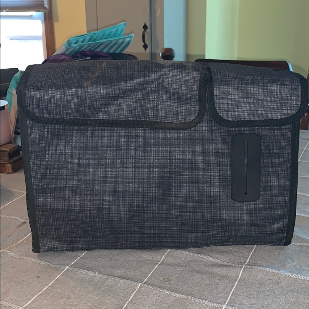 Pack N Pull Caddy. New!